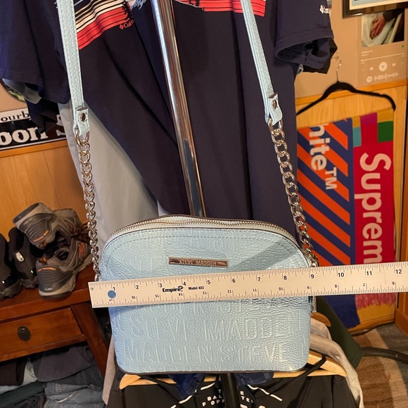 Beautiful Steve Madden blue faux leather bag - Picture 6 of 10